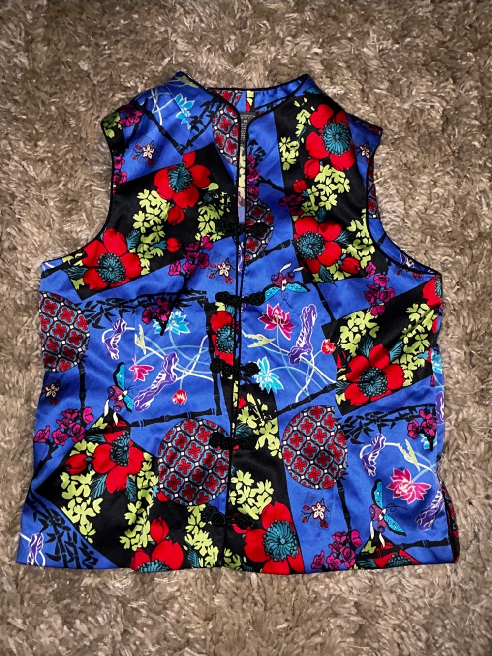 Copper Key Blue Floral Satin Sleeveless Tank with Red Accents